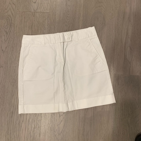 Vineyard Vines Khaki Skirt - Picture 1 of 9